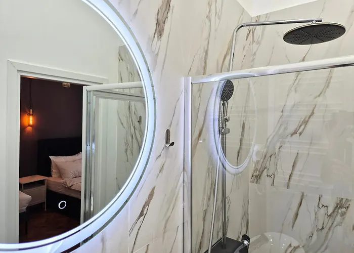 לינה וארוחת בוקר Pensiunea Ober בראשוב